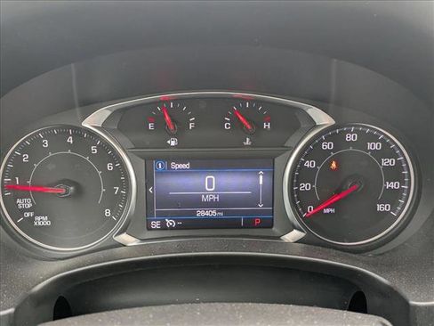 Used 2024 GMC Terrain SLE image 10