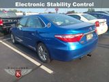 Used 2017 Toyota Camry SE image 5