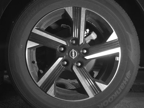 Used 2025 Nissan Sentra SV image 14