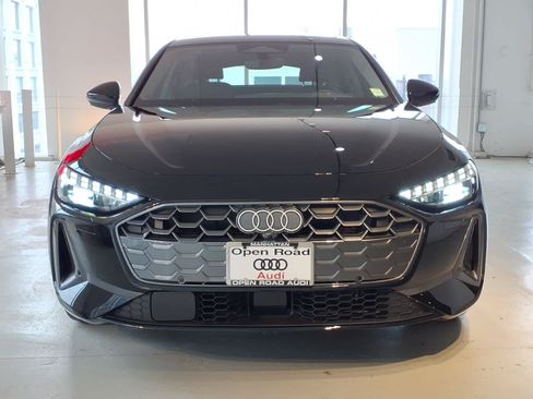 Used 2025 Audi A5 2.0T Premium Plus w/ Premium Plus AWD/4WD image 2