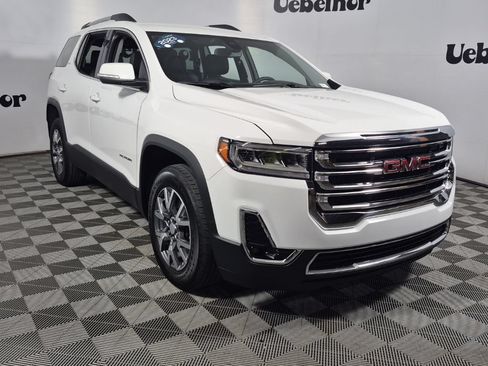 Used 2023 GMC Acadia SLT w/ Preferred Package FWD image 1