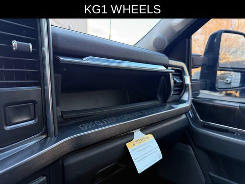 Used 2023 Ford F250 Lariat w/ Chrome Package AWD/4WD image 44
