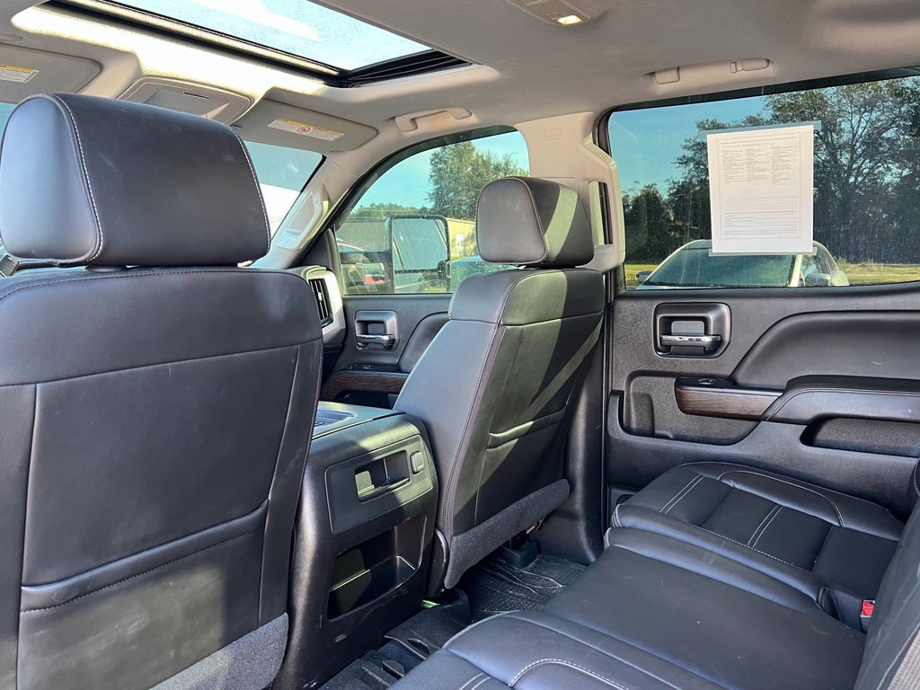 Used 2019 GMC Sierra 2500 Denali w/ Duramax Plus Package AWD/4WD image 12