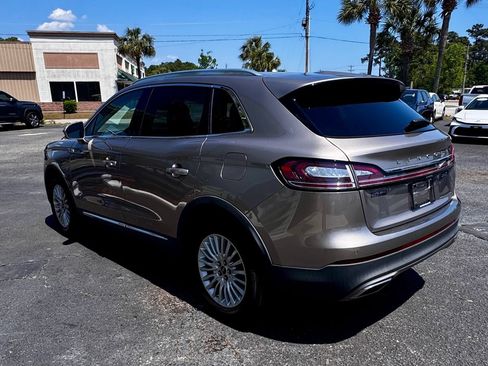 Used 2019 Lincoln Nautilus FWD image 4