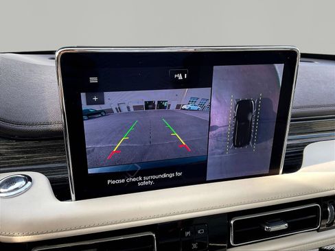 Used 2023 Lincoln Aviator Black Label Grand Touring AWD/4WD image 14