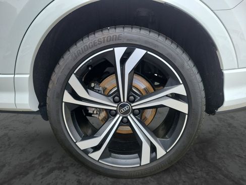 Used 2024 Audi Q3 2.0T Premium Plus image 6