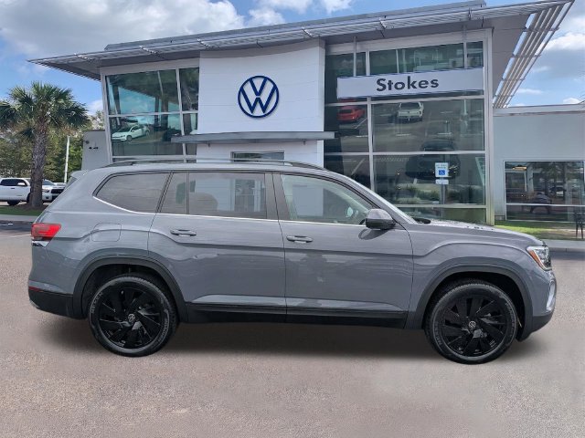 New 2026 Volkswagen Atlas SE FWD image 3