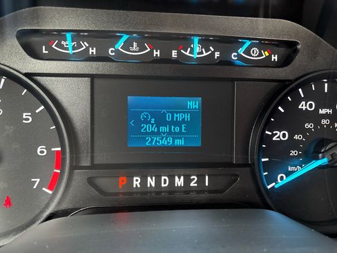 Used 2022 Ford F250 XL w/ Power Equipment Group image 11