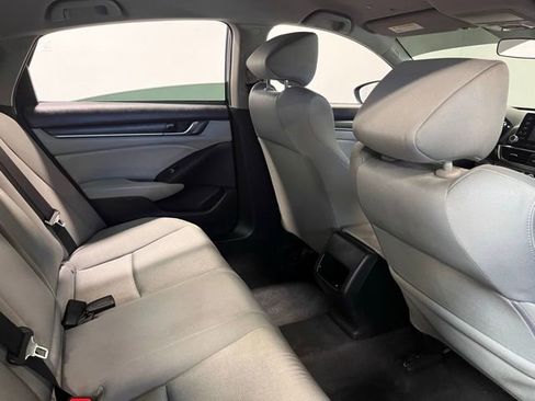 Used 2018 Honda Accord LX image 14
