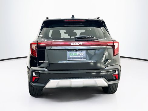Used 2024 Kia Seltos EX AWD/4WD image 7