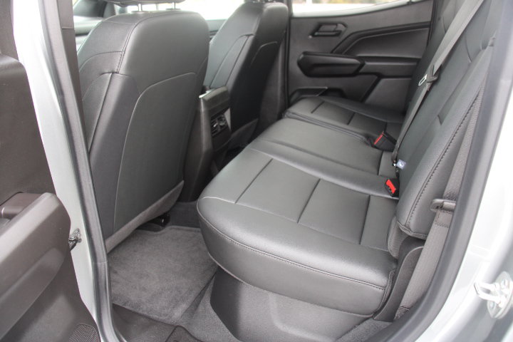 Used 2026 Chevrolet Colorado Trail Boss AWD/4WD image 15