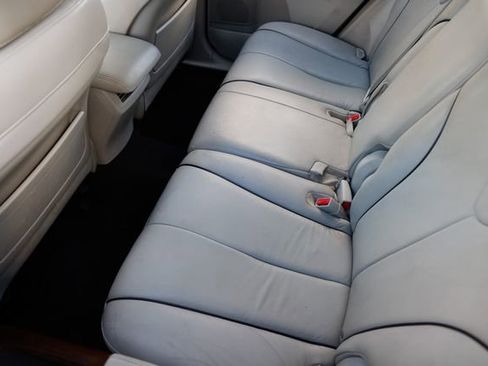 Used 2012 Toyota Venza XLE image 10