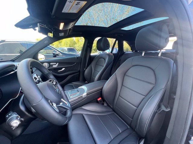 Used 2021 Mercedes-Benz GLC 300 4MATIC image 22