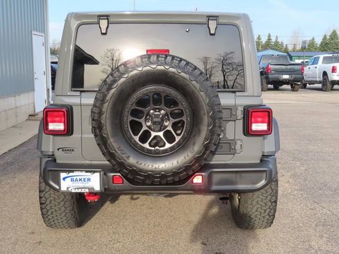 Used 2021 Jeep Wrangler Unlimited Rubicon w/ Xtreme Recon 35" Tire Package AWD/4WD image 11