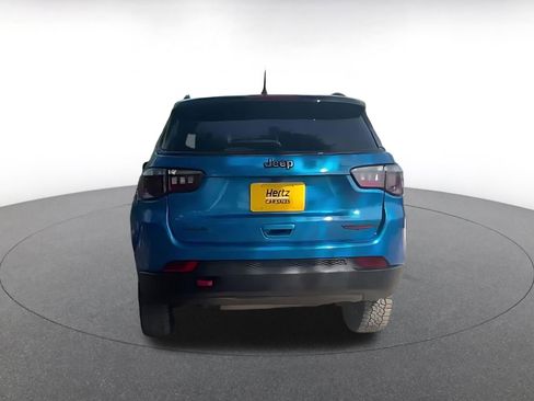 Used 2025 Jeep Compass Trailhawk AWD/4WD image 12