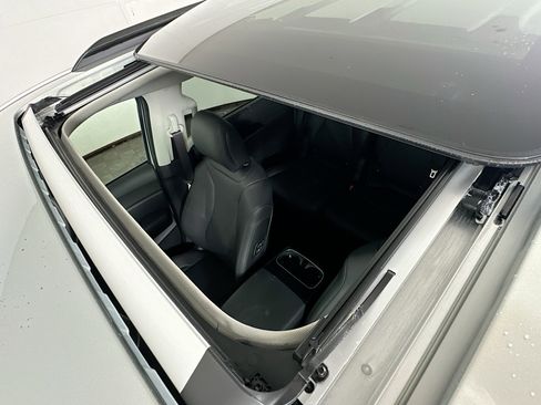 New 2026 Kia Carnival SX w/ SX Dark Edition Package image 22