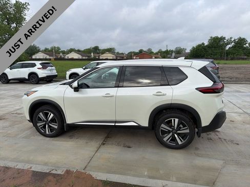 Certified 2023 Nissan Rogue SL image 8