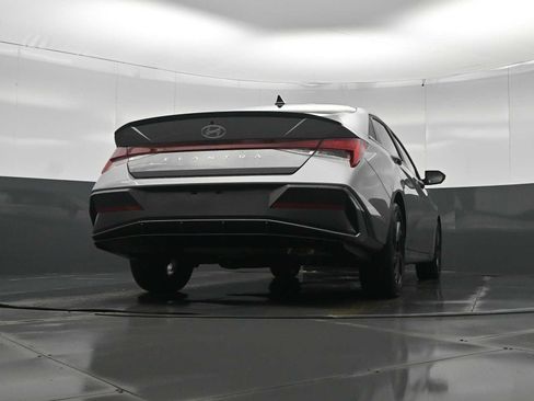 New 2026 Hyundai Elantra SEL Sport Premium image 35