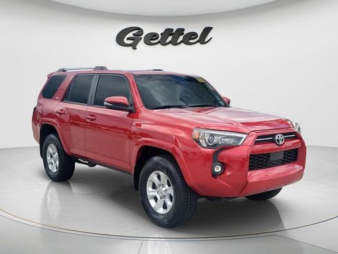 Certified 2021 Toyota 4Runner SR5 Premium w/ Moonroof Package AWD/4WD image 3