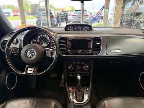 Used 2014 Volkswagen Beetle R-Line FWD image 34