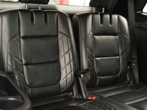 Used 2016 Ford Explorer Platinum AWD/4WD image 36