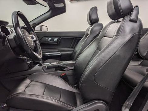 Used 2023 Ford Mustang Premium image 13