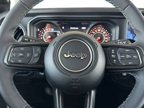 New 2026 Jeep Gladiator Rubicon w/ Steel Power Dome Hood Package AWD/4WD image 21