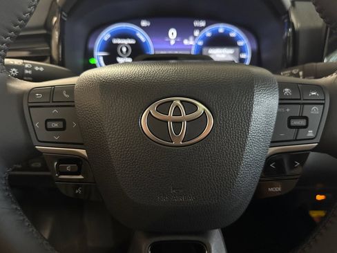 New 2026 Toyota Camry XLE FWD image 27