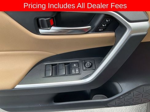 Used 2023 Toyota RAV4 XLE Premium AWD/4WD image 4