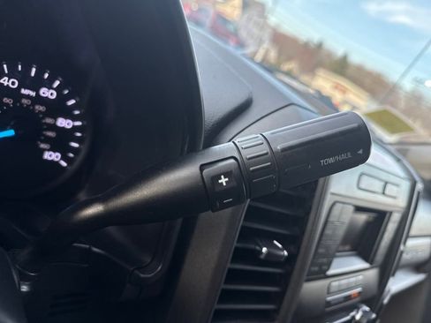 Used 2017 Ford F550 4x4 Regular Cab Super Duty image 26