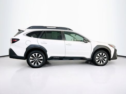 Used 2023 Subaru Outback Limited XT image 10