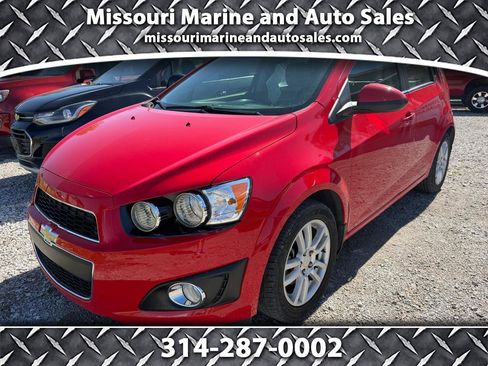 Used 2014 Chevrolet Sonic LT w/ Fun and Sun Package FWD image 1