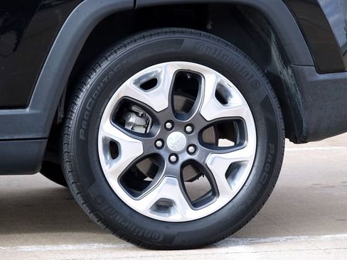 Used 2019 Jeep Compass Limited image 25