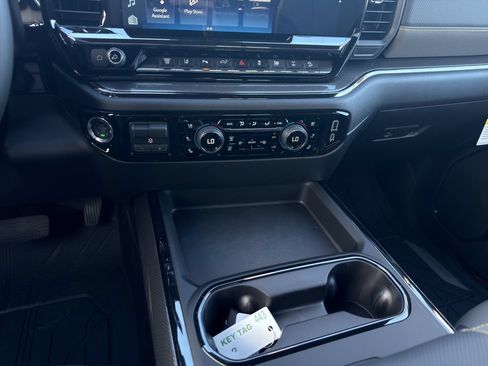 New 2026 Chevrolet Silverado 2500 ZR2 w/ LPO, Dark Essentials Package AWD/4WD image 15