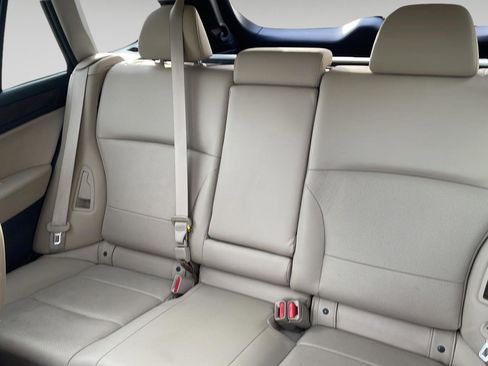 Used 2016 Subaru Outback 2.5i Limited image 22