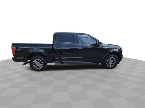 Used 2018 Ford F150 XLT w/ Equipment Group 302A Luxury image 9