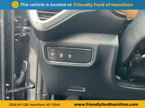 Used 2025 Kia Soul LX image 17