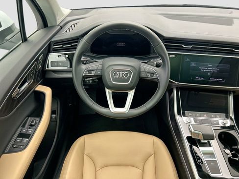 Certified 2025 Audi Q7 2.0T Premium Plus w/ Premium Plus Package image 10