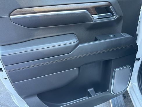 Used 2023 Chevrolet Silverado 1500 High Country w/ High Country Premium Package image 10