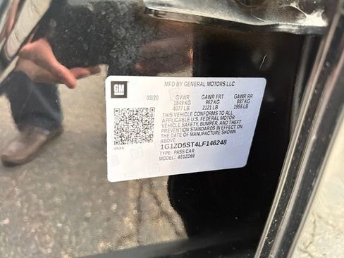 Used 2020 Chevrolet Malibu LT w/ Redline Edition image 28