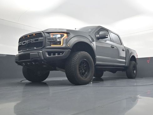 Used 2020 Ford F150 Raptor w/ Equipment Group 802A Luxury image 19
