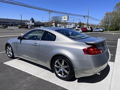 Used 2004 INFINITI G35 Coupe w/ Premium Pkg RWD image 10