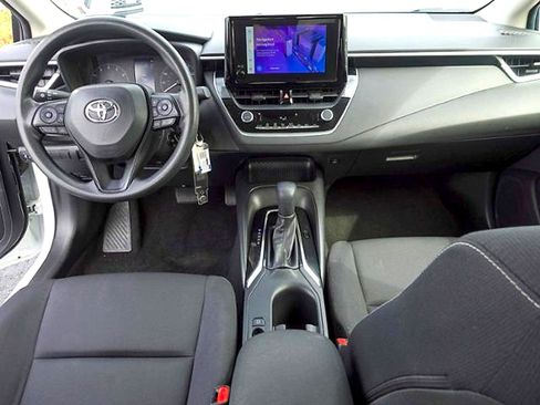 Used 2024 Toyota Corolla LE FWD image 12