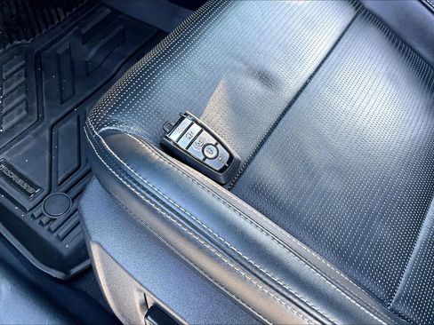 Used 2024 Ford Mustang GT Premium image 16