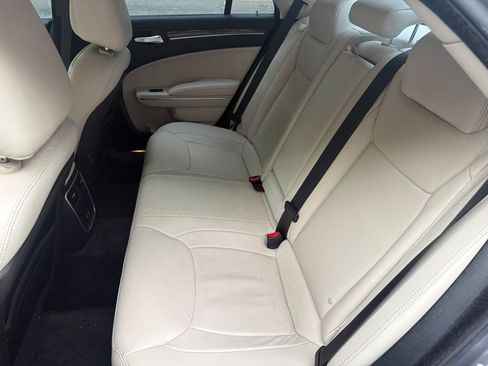 Used 2015 Chrysler 300 Limited w/ Driver Convenience Group AWD/4WD image 12