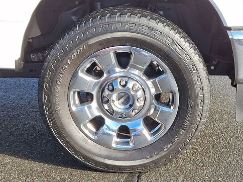 Used 2023 Ford F350 Lariat w/ Lariat Ultimate Package image 8