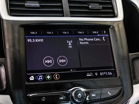 Used 2020 Chevrolet Sonic LT FWD image 35