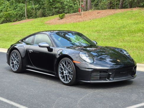 Certified 2026 Porsche 911 Carrera T RWD image 28