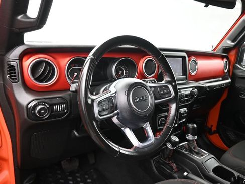 Used 2020 Jeep Wrangler Unlimited Rubicon AWD/4WD image 13