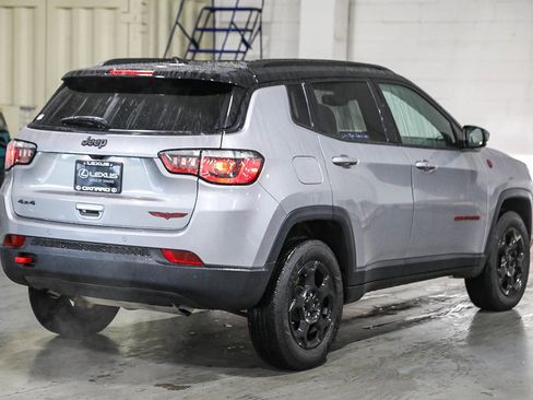 Used 2023 Jeep Compass Trailhawk image 7